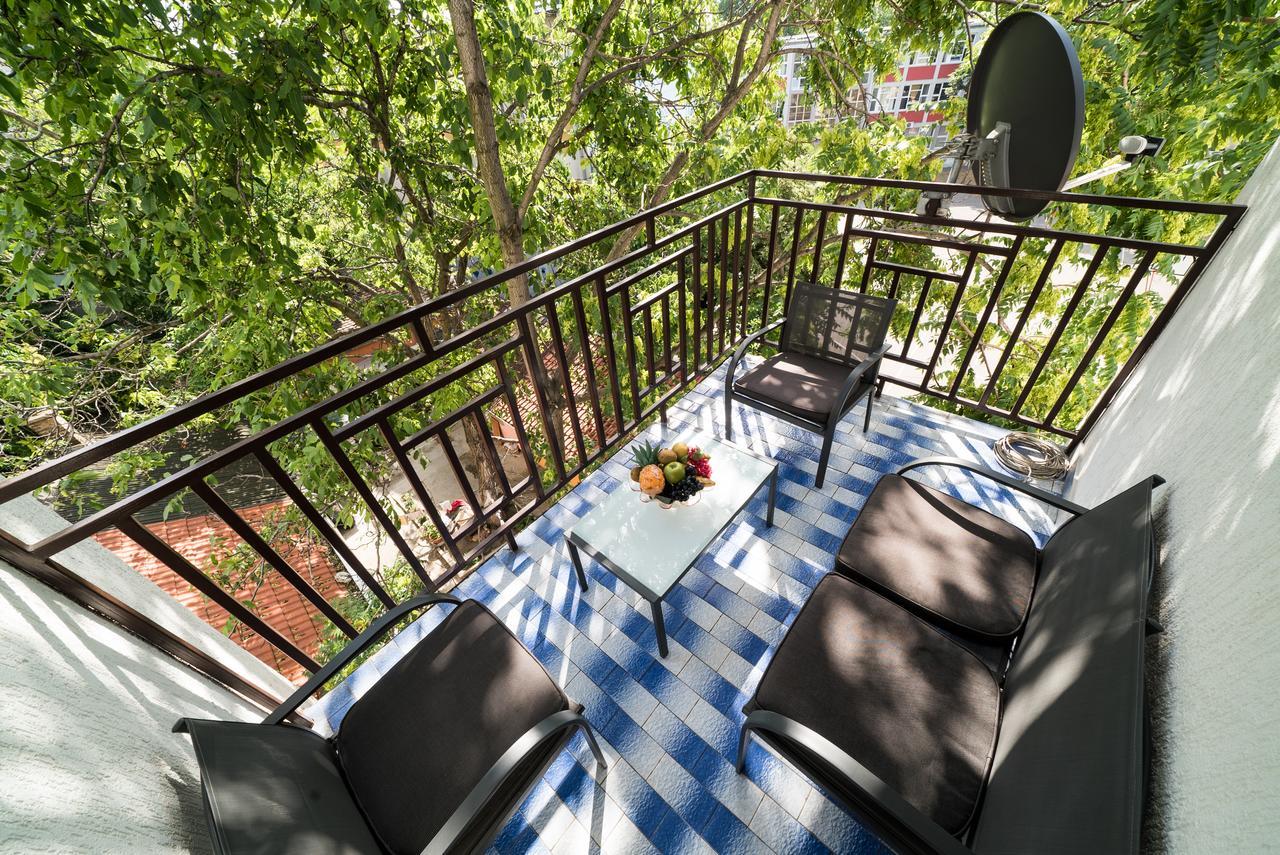 Sensitive Apartment Belgrade Exterior photo